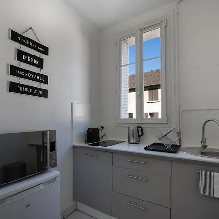 Cosy En Centre-ville Proche De Paris Apartmán